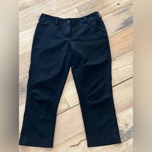 Nike Women’s Golf Dri-Fit Black Stretch Cropped Capri Pants 4